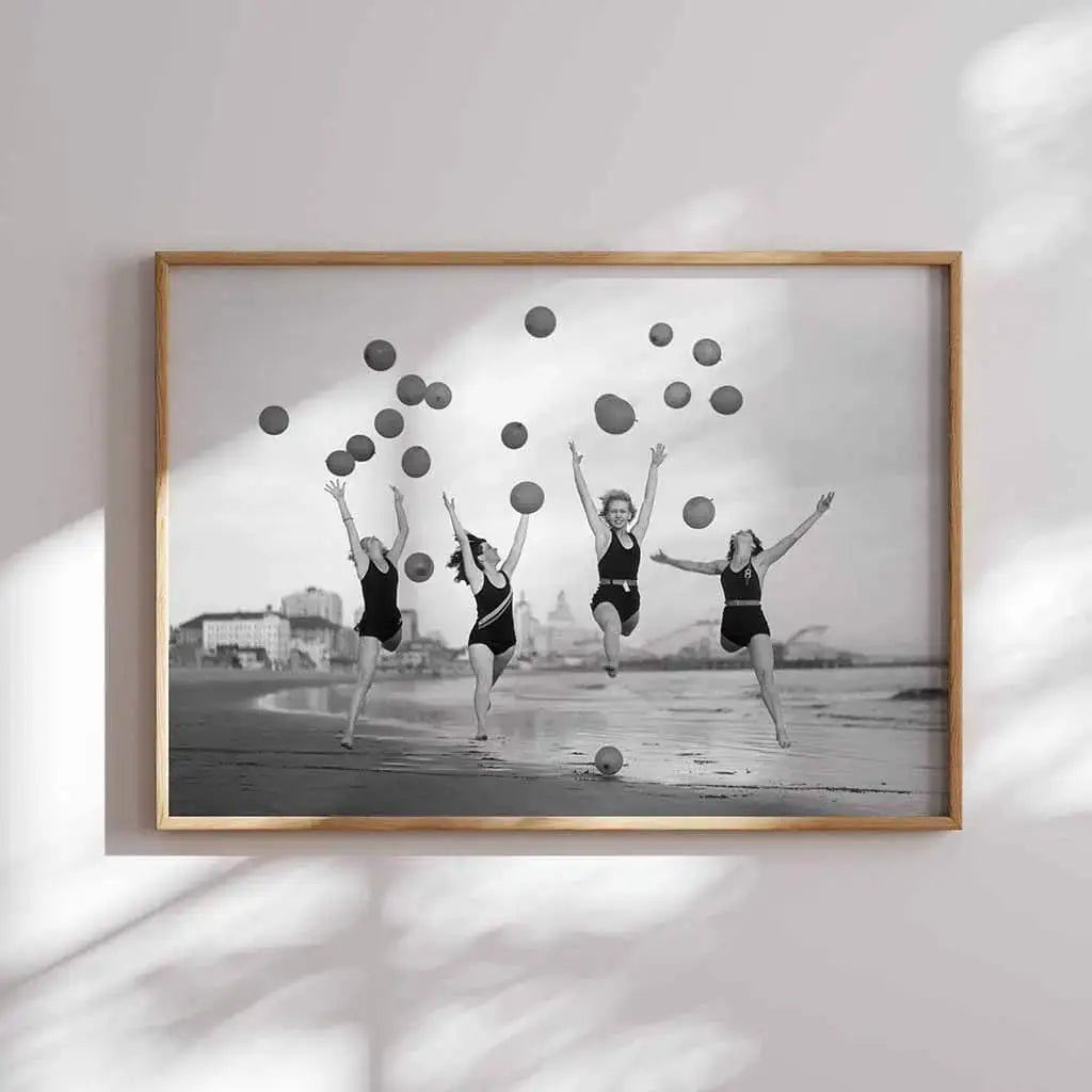 Beach Balloon Dancer