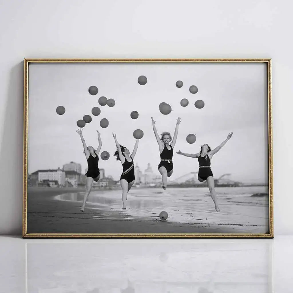 Beach Balloon Dancer