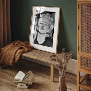 Marilyn Monroe Puckering Lips