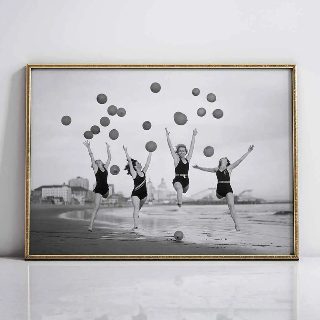 Beach Balloon Dancer Artwork